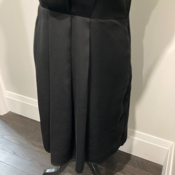 TWIK  l Black Dress with Lace Back l Size Medium - Picture 4 of 9